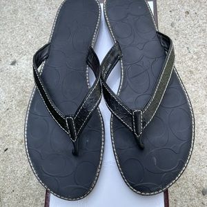 COACH Kirstin calf black flip flops